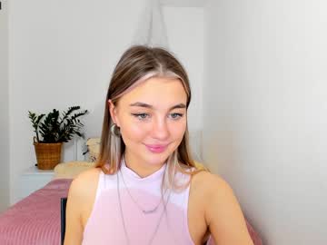 webcam girl lilly_mattsson live cam image #2938079