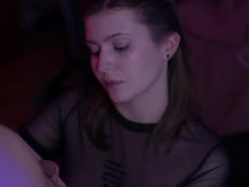 webcam couple borderline_girl live cam image #2187039