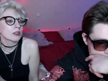 webcam couple holy_shame live cam image #7095444