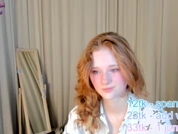 webcam girl navy_blush live cam image #6362569