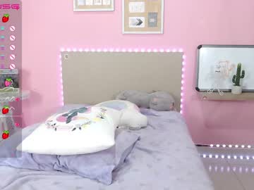 webcam girl little_effy18 live cam image #2000393