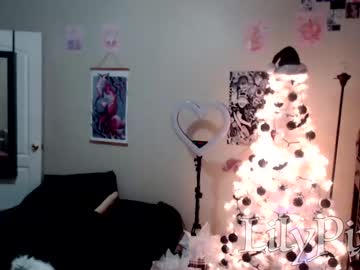 webcam girl lilypixel live cam image #3428508