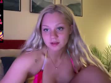 webcam couple 2prettylittlething2 live cam image #5145557