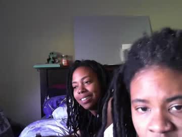 webcam couple theemisters live cam image #4198174