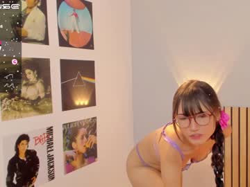 webcam girl little_effy18 live cam image #3633157