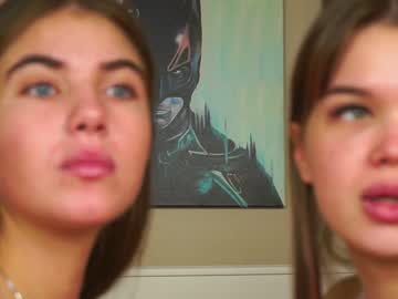 webcam couple shawemily live cam image #1258371