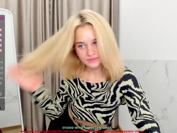 webcam girl leila_coy live cam image #840790