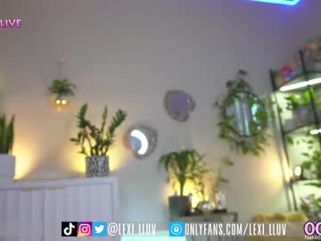 webcam girl lexi_luv live cam image #2380458