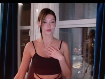 webcam girl bitter_moon live cam image #5904849