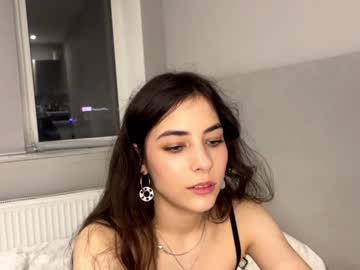 webcam girl afinashy live cam image #5595074