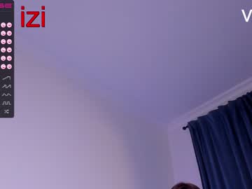webcam girl misss_vikki live cam image #3240234