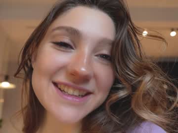 webcam girl mia_elfie live cam image #6903189