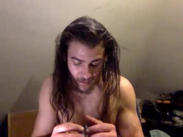 webcam man crackedcrypto live cam image #1590337