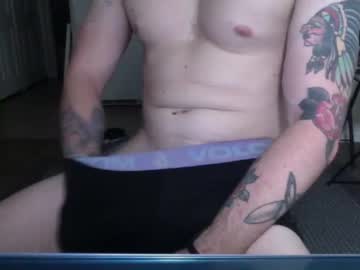 webcam man artist022 live cam image #3728906