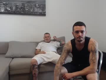 webcam man strongeastboy live cam image #1982368