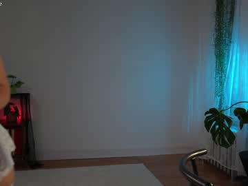 webcam girl alisonrouge live cam image #5575354