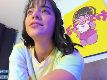 webcam girl megan_world live cam image #518736