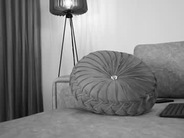 webcam girl laniegh live cam image #2539360