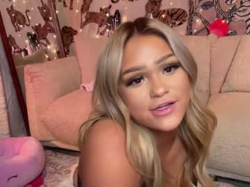 webcam girl ari_02 live cam image #6683660