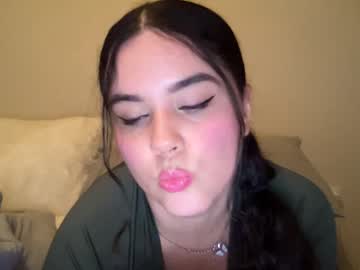 webcam girl gia_is_horny live cam image #5036595