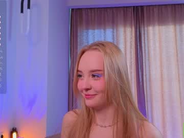 webcam girl lissa_meooow live cam image #6888188