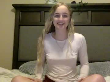 webcam girl peachezzs live cam image #1267964