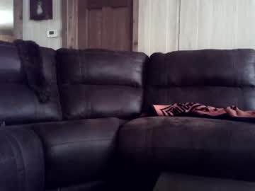 webcam couple lucillebeawitheze live cam image #935699