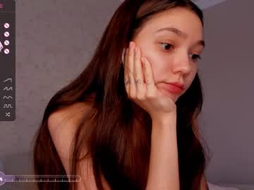 webcam girl bzzzme live cam image #6057837