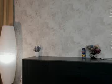 webcam couple emiliacourtney live cam image #5673436