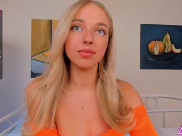 webcam girl katrinpolly live cam image #2488128