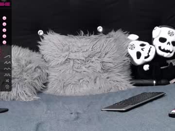 webcam girl xenomy live cam image #4617227