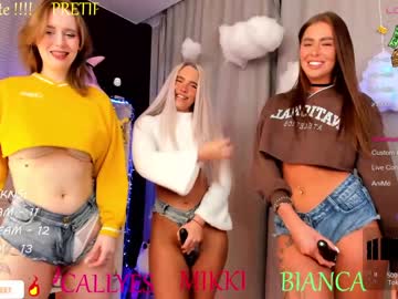webcam girl blush_mikki live cam image #6671942