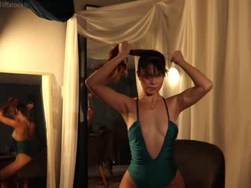 webcam girl tifalock_ live cam image #1564745