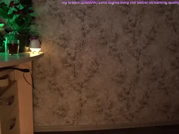 webcam girl kronniekray live cam image #486737