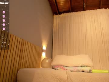 webcam girl little_effy18 live cam image #3712916