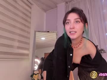 webcam girl maxinegh_ live cam image #2049332