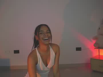 webcam girl camilitasu live cam image #5222730