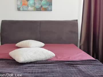 webcam girl doll_lexi live cam image #2218086