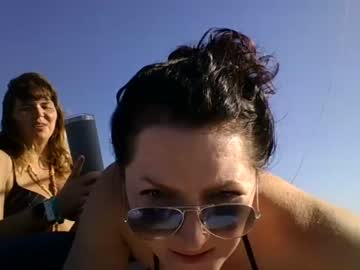 webcam couple girlsgonenauti live cam image #3296918