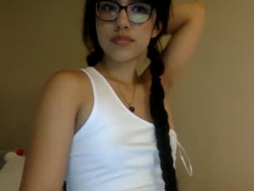 webcam girl laligomez live cam image #4260225