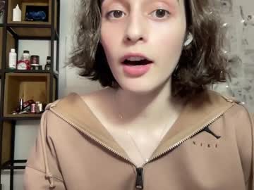 webcam girl wonderland_stia live cam image #6496681