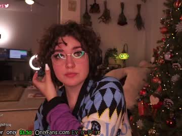 webcam girl evelynpiers live cam image #3364392