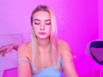 webcam girl 8a8y_nura live cam image #1361892