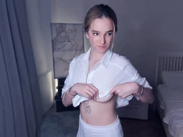 webcam girl love_lovess live cam image #4941730