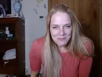 webcam girl deloresdoes live cam image #965320