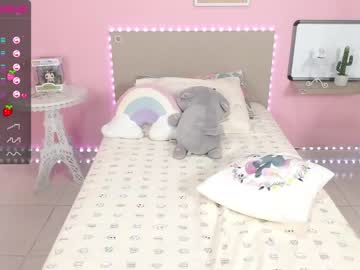 webcam girl little_effy18 live cam image #1925856