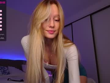 webcam girl callme_star live cam image #5015625