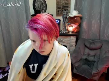 webcam girl murbears_world live cam image #2310345