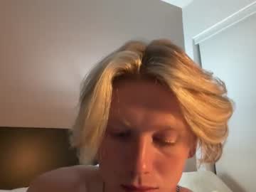 webcam man itsevanwade live cam image #5275089