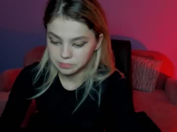 webcam girl tinamyers1 live cam image #2744593